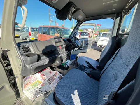 Nissan Clipper Truck