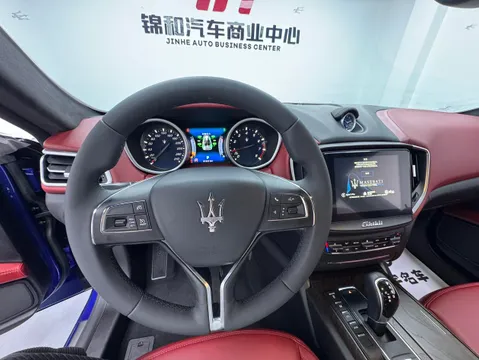 Maserati Ghibli