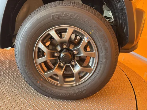 Suzuki Jimny Nomade