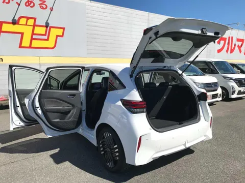 Nissan Note Aura