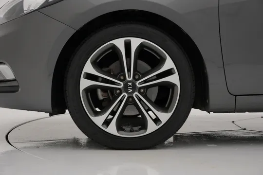 Kia Cerato (K3)