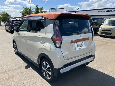 Mitsubishi eK X