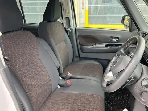 Mitsubishi eK X Space