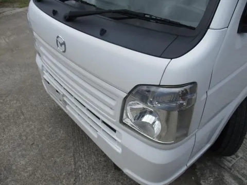 Mazda Scrum Truck