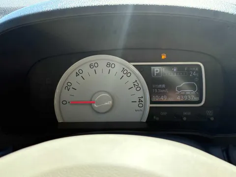 Daihatsu Mira Tocot