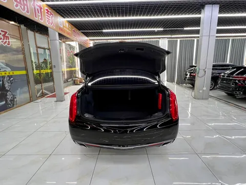 Cadillac XTS