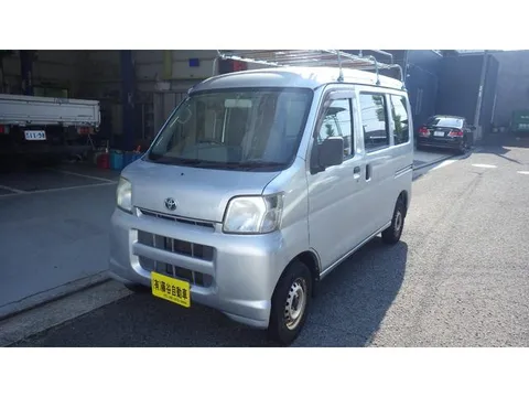 Toyota Pixis Van