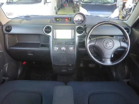 Toyota bB