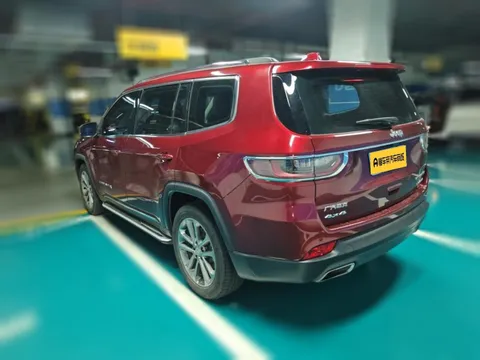 Jeep Grand Commander