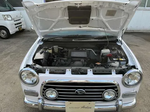 Daihatsu Mira Gino