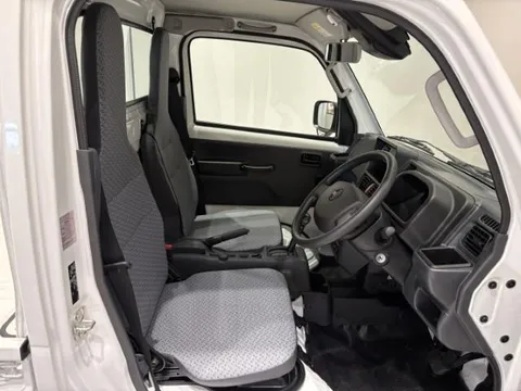 Nissan Clipper Truck