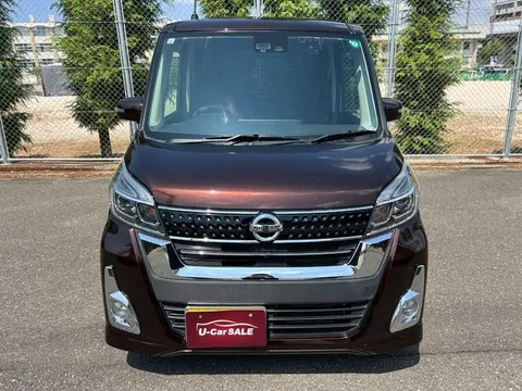 Nissan Dayz Roox