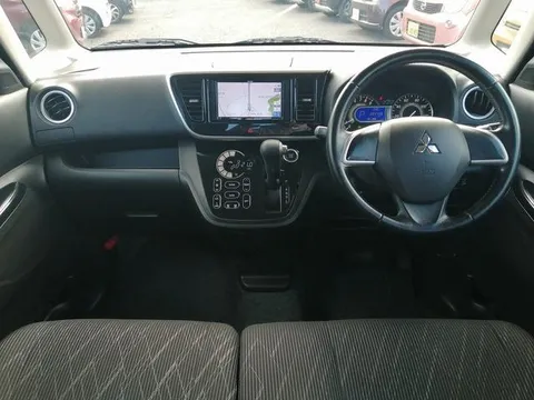 Mitsubishi eK Space Custom