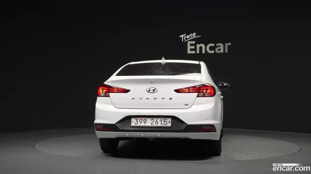 Hyundai Elantra (Avante)