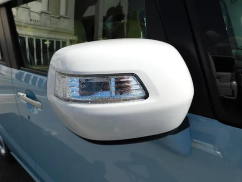 Honda N-BOX Slash