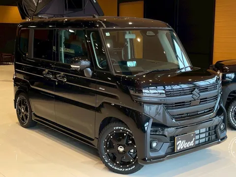 Suzuki Spacia Custom