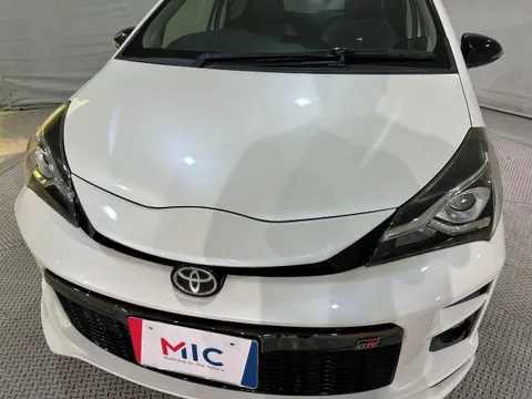 Toyota Yaris (Vitz)