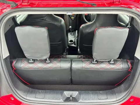 Toyota iQ