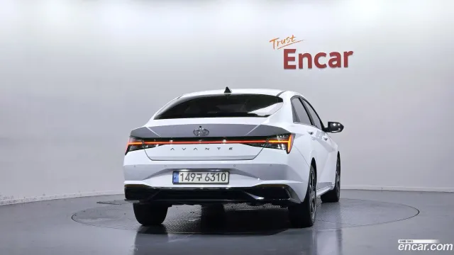 Hyundai Elantra (Avante)