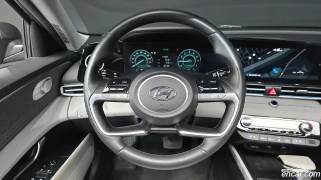 Hyundai Elantra (Avante)