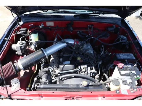 Toyota Hilux Sports Pick Up