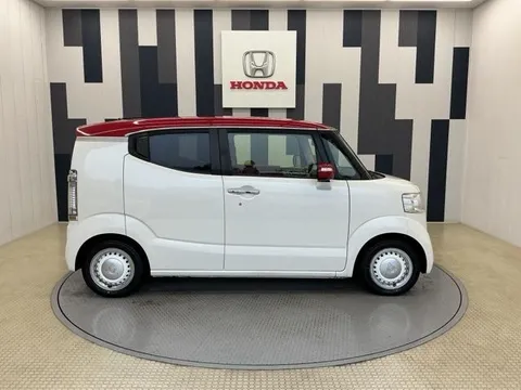 Honda N-BOX Slash