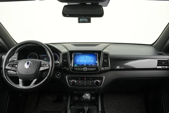 SsangYong Rexton Sports
