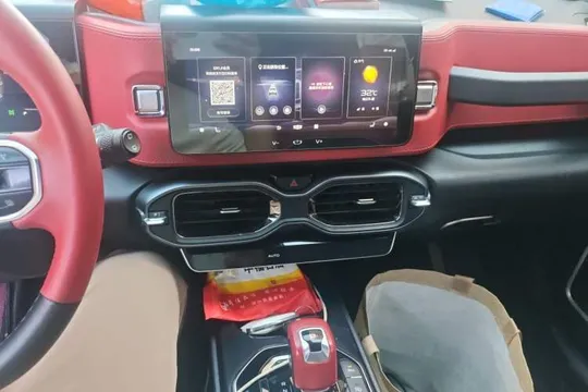 Geely Icon