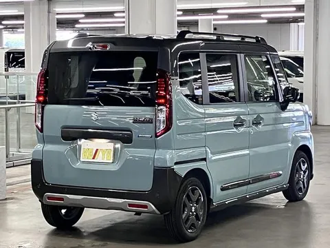 Suzuki Spacia Gear