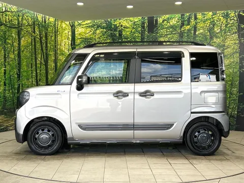 Suzuki Spacia Gear