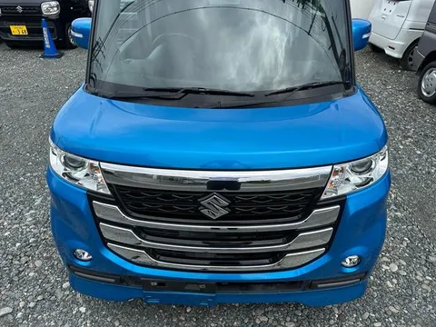 Suzuki Spacia Custom Z