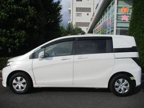Honda Freed Spike