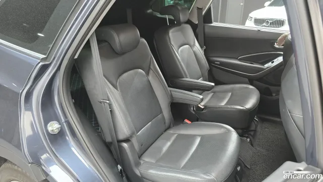 Hyundai Grand Santa Fe (Maxcruz)