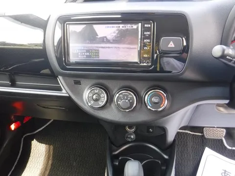Toyota Yaris (Vitz)