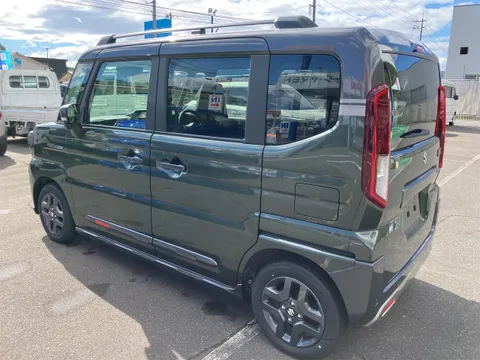 Suzuki Spacia Gear