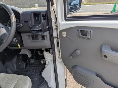 Mitsubishi Minicab Van