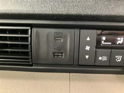 Honda N-BOX Joy