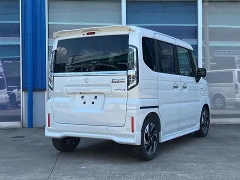 Suzuki Spacia Custom