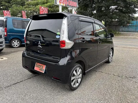 Mitsubishi eK Custom