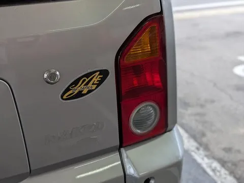 Daihatsu Naked