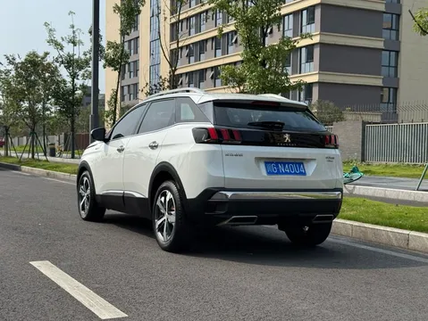Peugeot 4008