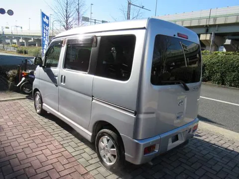 Daihatsu Atrai Wagon