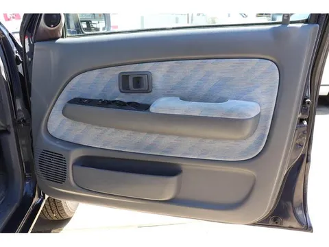 Toyota Hilux Sports Pick Up