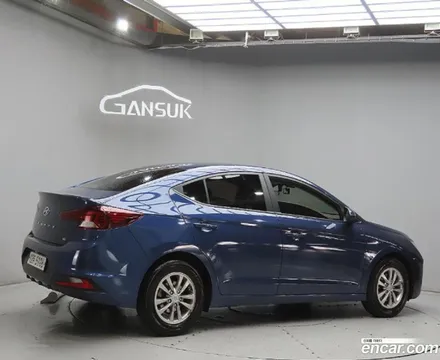 Hyundai Elantra (Avante)