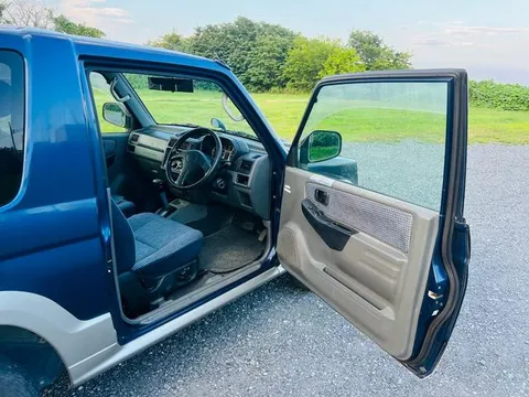 Mitsubishi Pajero Mini