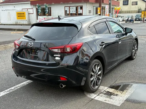 Mazda Axela Sport