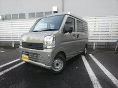 Nissan Clipper Van