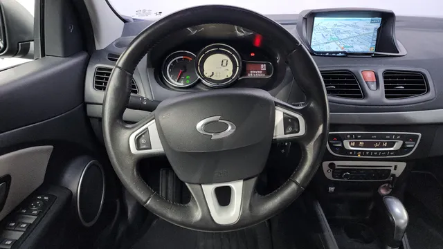 Renault SM3