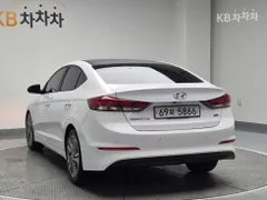 Hyundai Elantra (Avante)