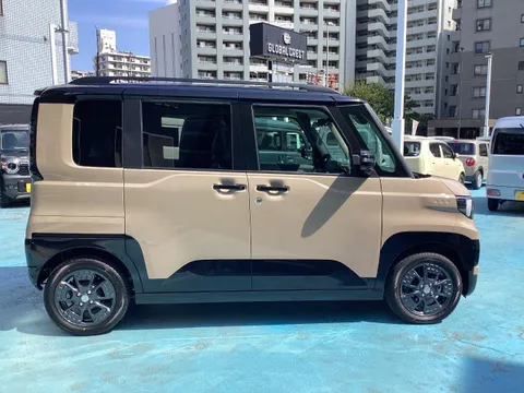 Mitsubishi Delica Mini